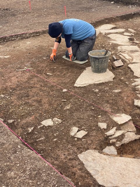 Lucy in the trench with ard marks. (đź“· Sigurd Towrie)
#Archaeology #excavation #nessofbrodgar #orkney #timeteam