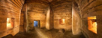 Maeshowe interior. (Jim Richardson)